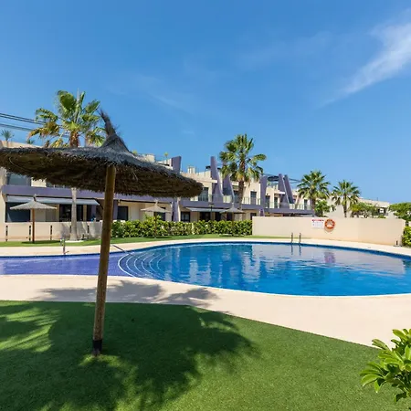 Apartman 2bd Coastal Gem With Pool & Terrace - Torre de la Horadada