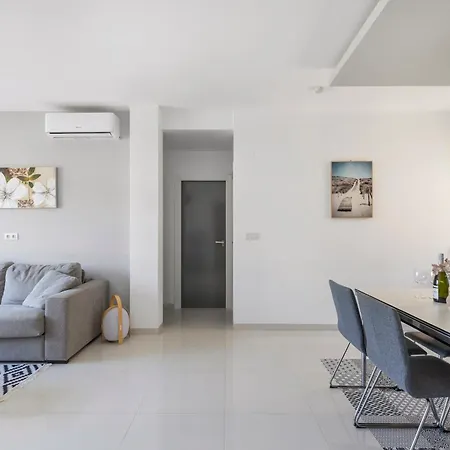 2bd Coastal Gem With Pool & Terrace - *