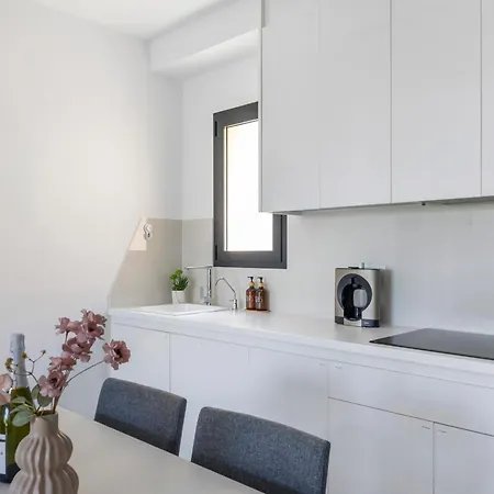 2bd Coastal Gem With Pool & Terrace - *