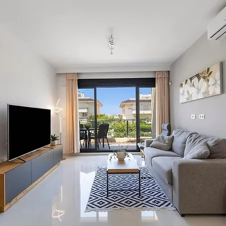 公寓 2bd Coastal Gem With Pool & Terrace -