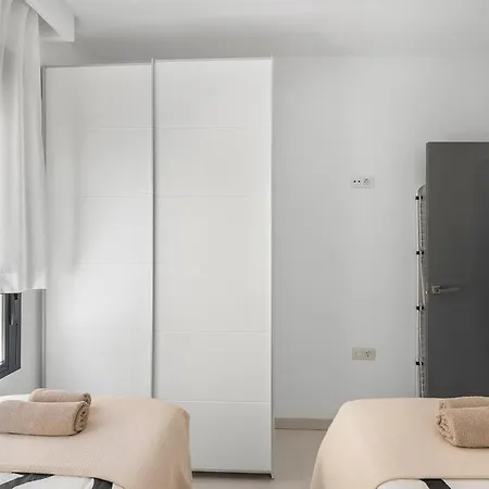 2bd Coastal Gem With Pool & Terrace - *